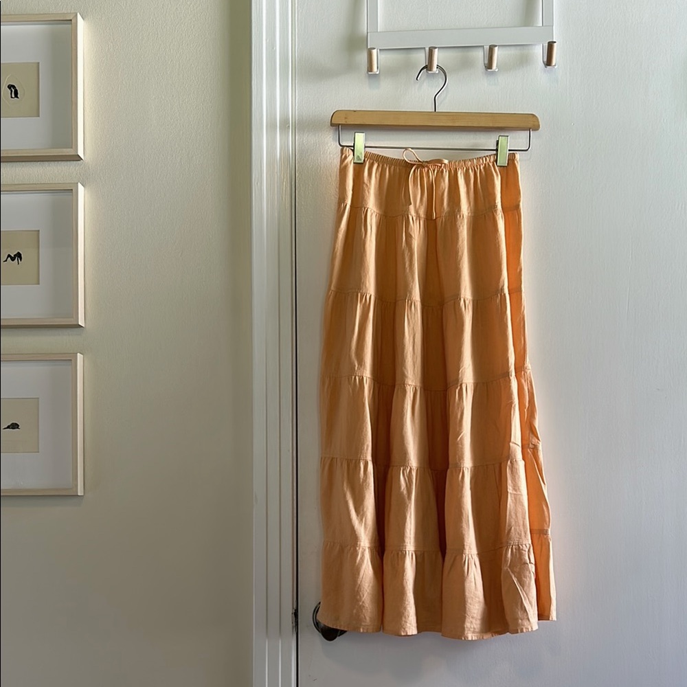Aritzia: Wilfred ‘Bouquet’ Skirt